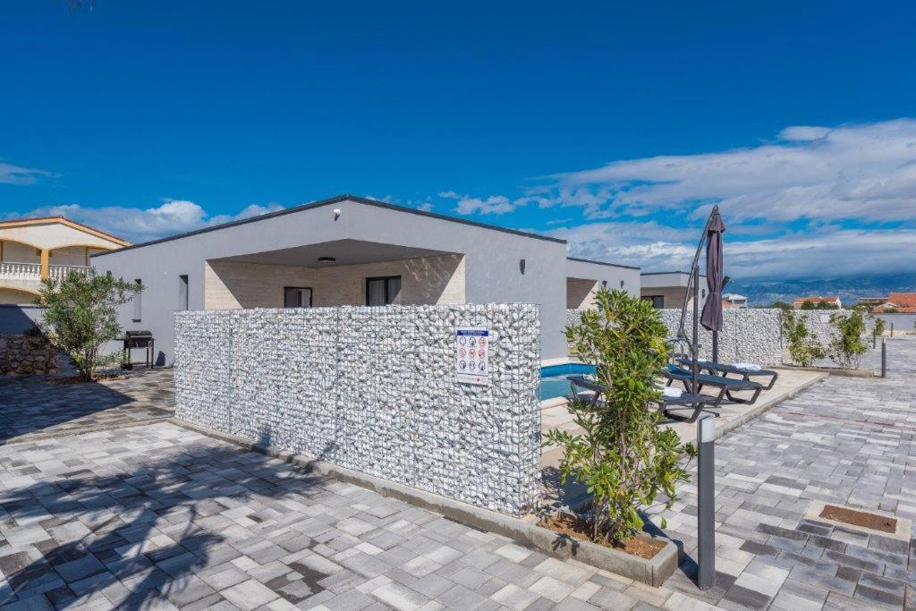 More Exclusive Villas And Spa Vir Eksteriør bilde